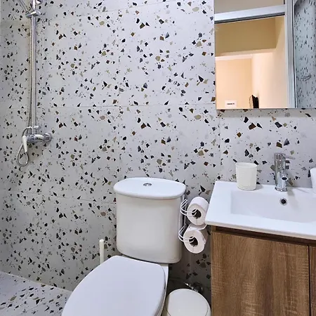 Lemon House Borsh * Himarë