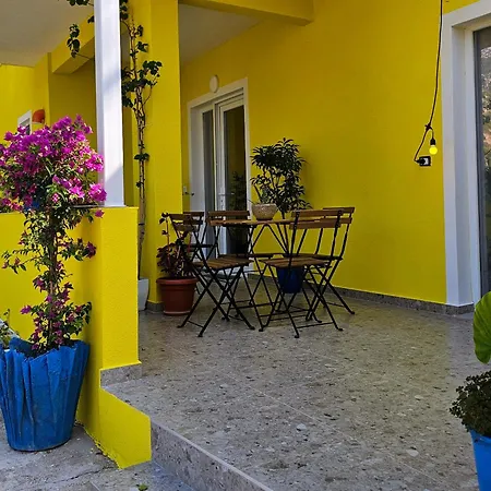 Lemon House Borsh Pensjonat *
