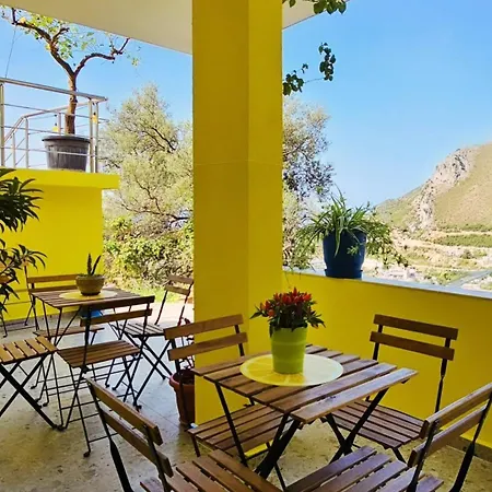 Lemon House Borsh Πανσιόν Χειμάρρα